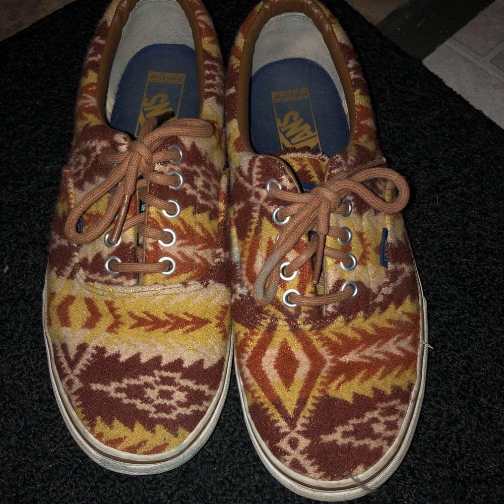Vans x Pendleton Era 9.5 lightly worn 8/10